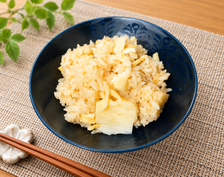 旨だしでたけのこご飯